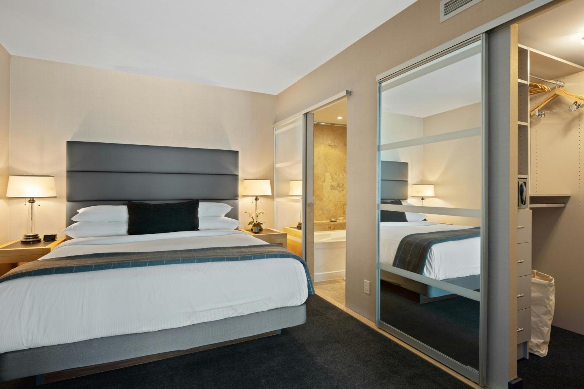 Hotel Ambience Plaza Jmd - Delhi Airport 뉴델리 외부 사진
